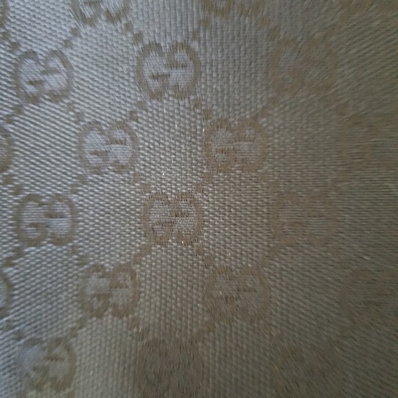 Gucci GG Monogram Patent Leather Shoulder Bag - Picture 10 of 17